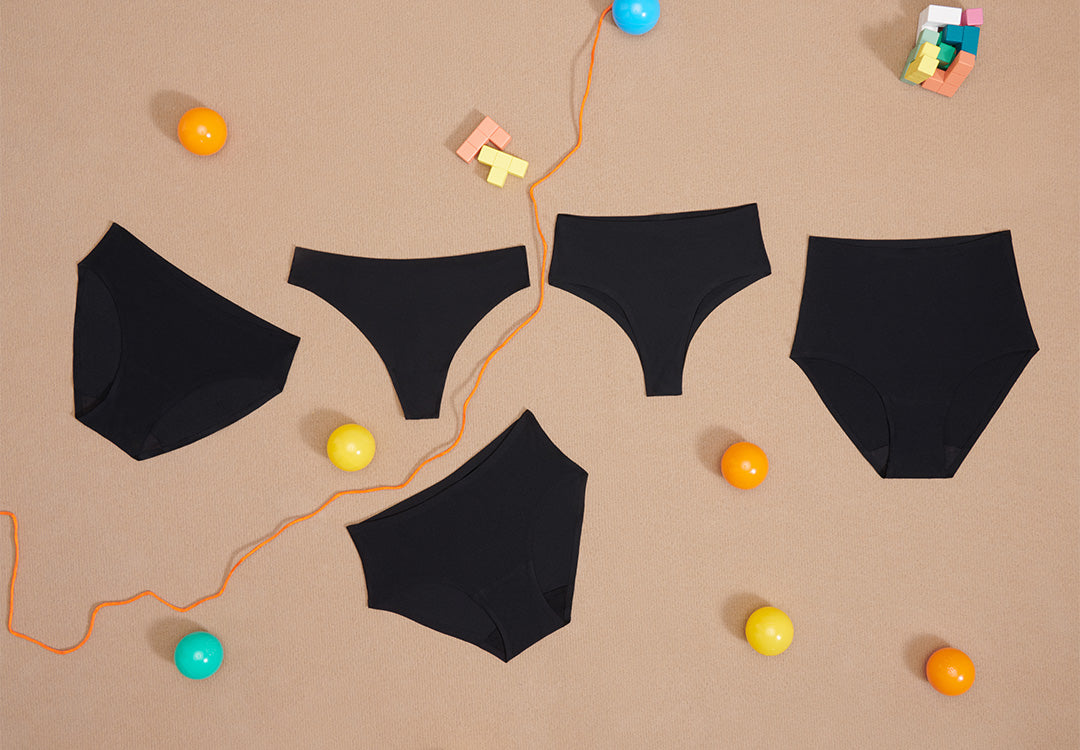 Xotinlarning külotli va külotsiz havaskor fotosuratlari Xotinlarning külotli va külotsiz havaskor fotosuratlari