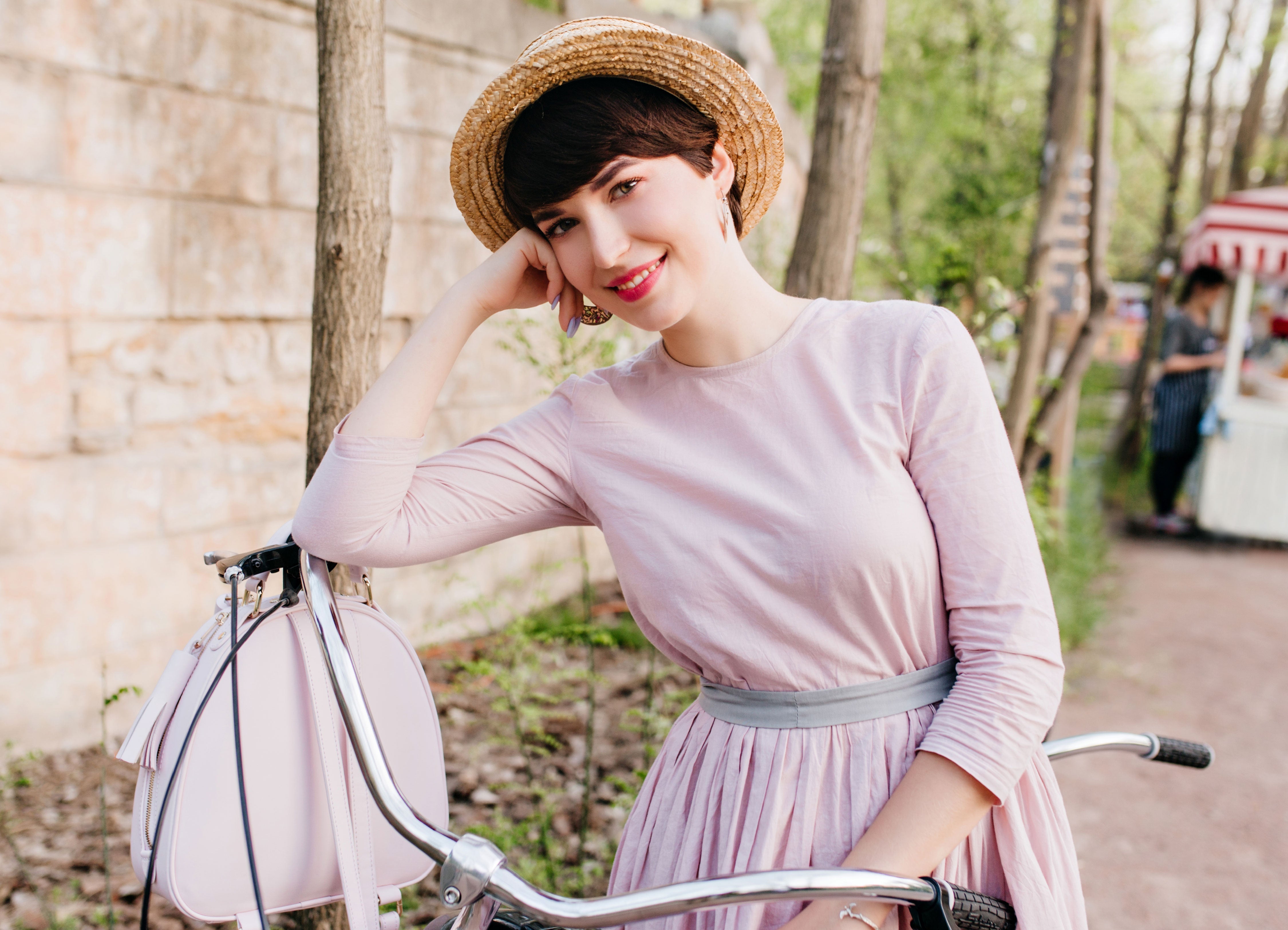 2025 İlkbahar Yaz Milano & Paris Moda Haftalarında Öne Çıkan Trendler