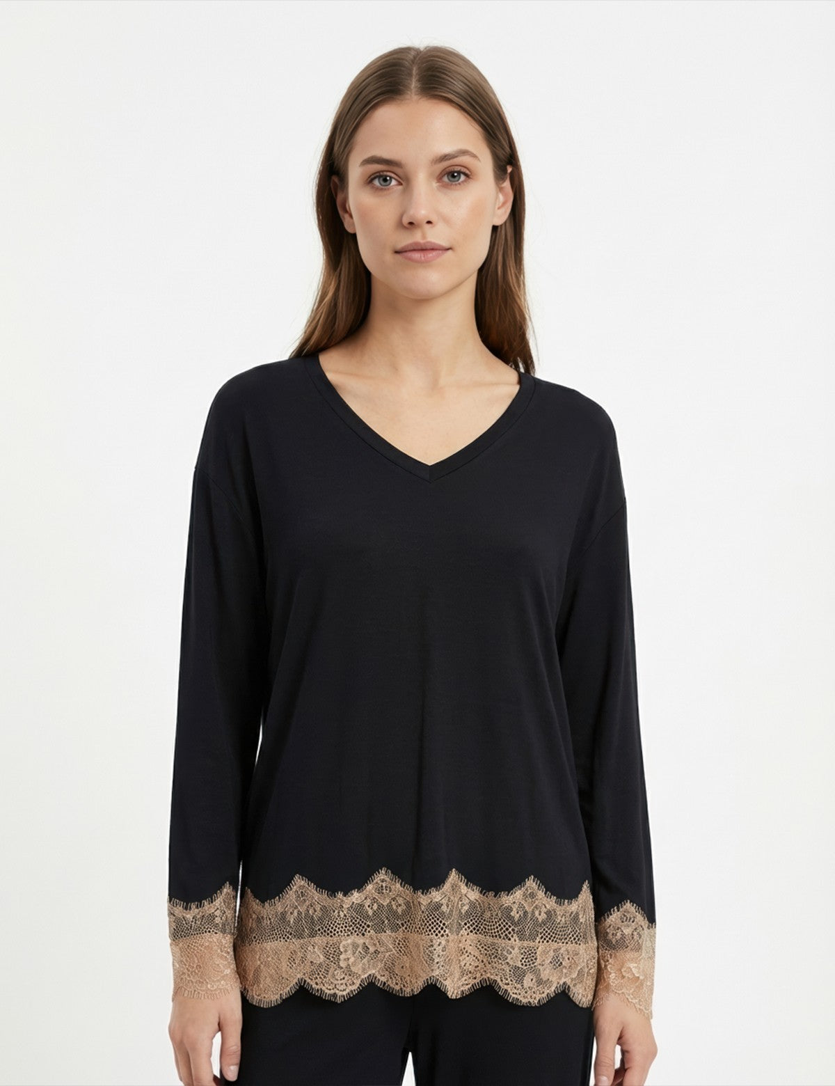 Wondergen Ruby Dantel Detaylı Uzun Kollu T-Shirt