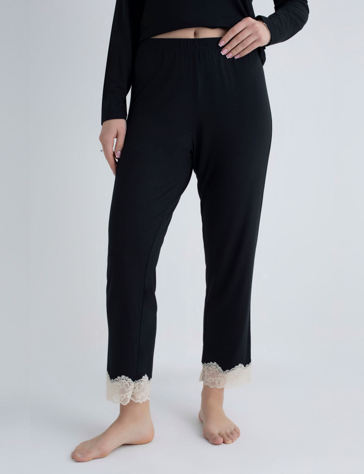 Wondergen Asra Dantel Detaylı Pantolon