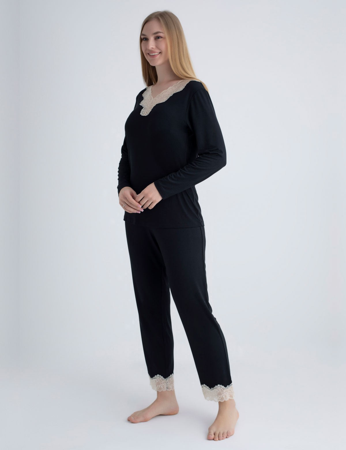 Wondergen Asra Dantel Detaylı Pantolon