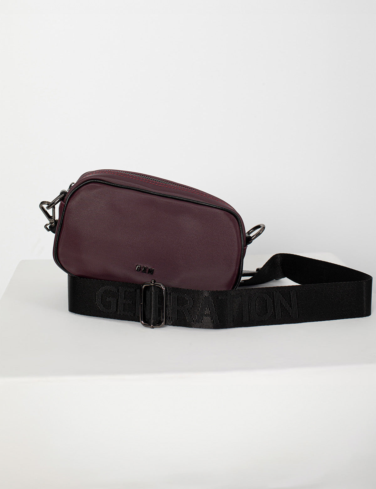 İzmir Woman Camera Bag