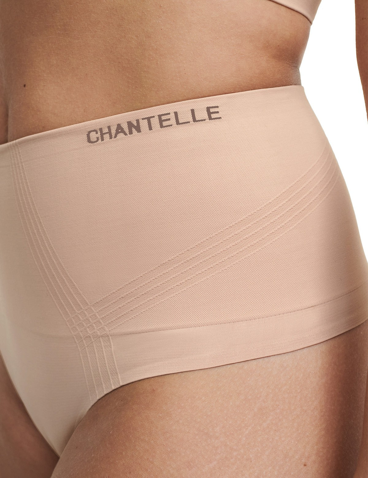 Chantelle Smooth Comfort Yüksek Bel Şekillendirici Tanga Külot Korse