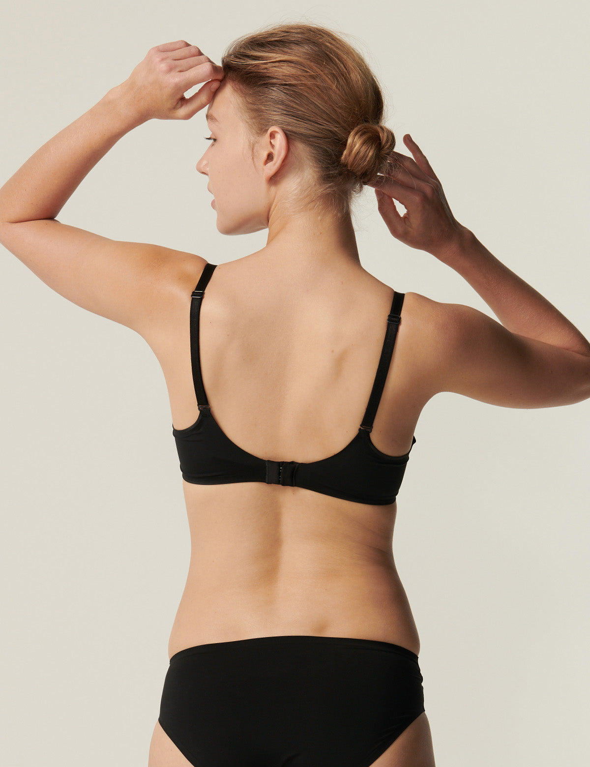 Chantelle Essential Destekli Sütyen