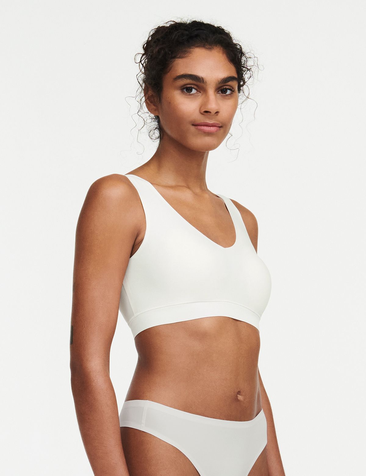 Chantelle SoftStrech V Yaka Bralet