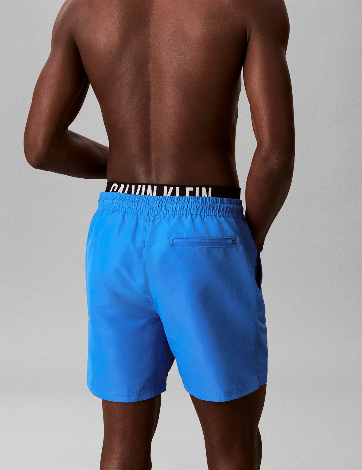 Calvin Klein Men Intense Power Logo Detaylı Deniz Şortu