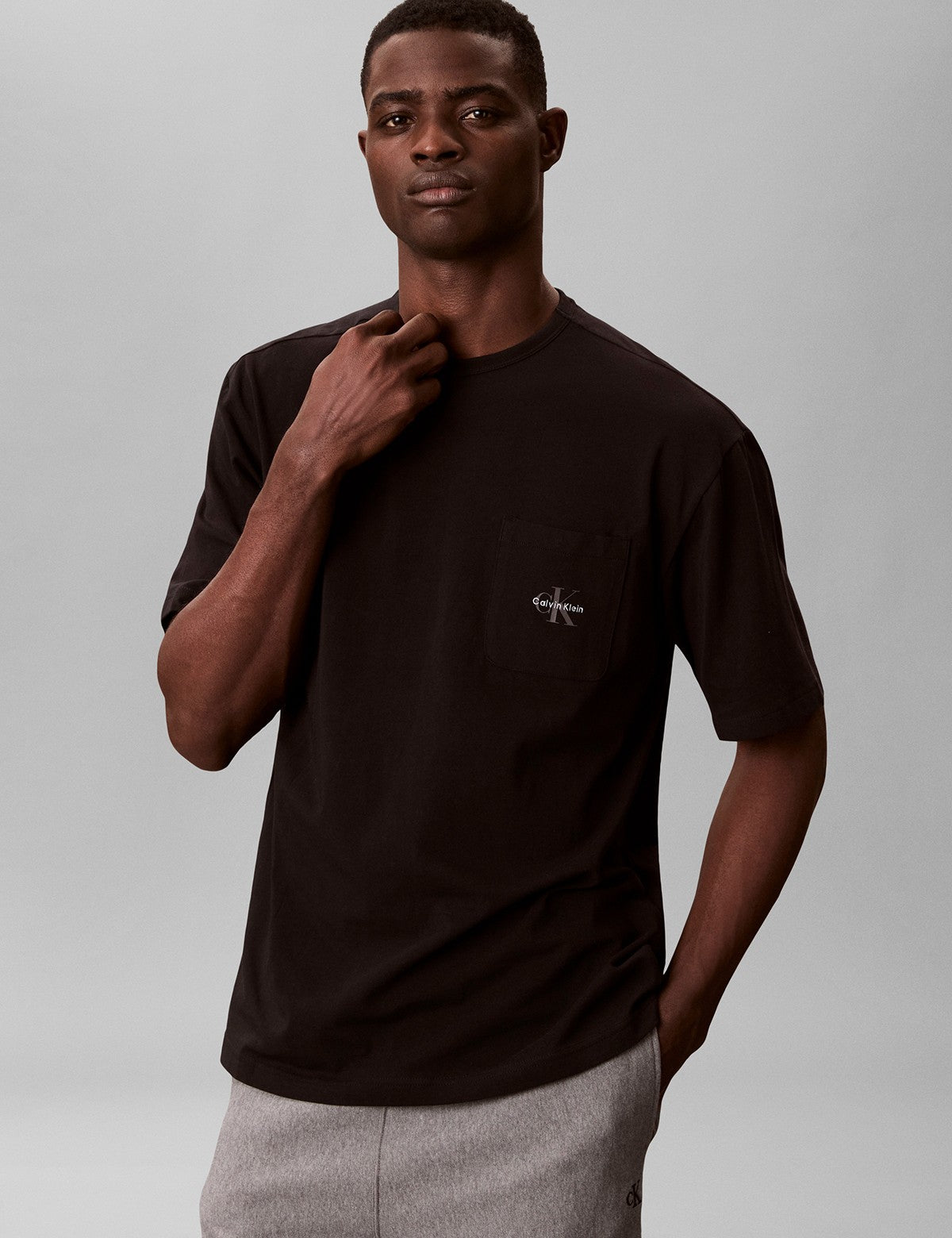 Calvin Klein Men Icon Cotton Stretch Monogram Bisiklet Yaka T-Shirt