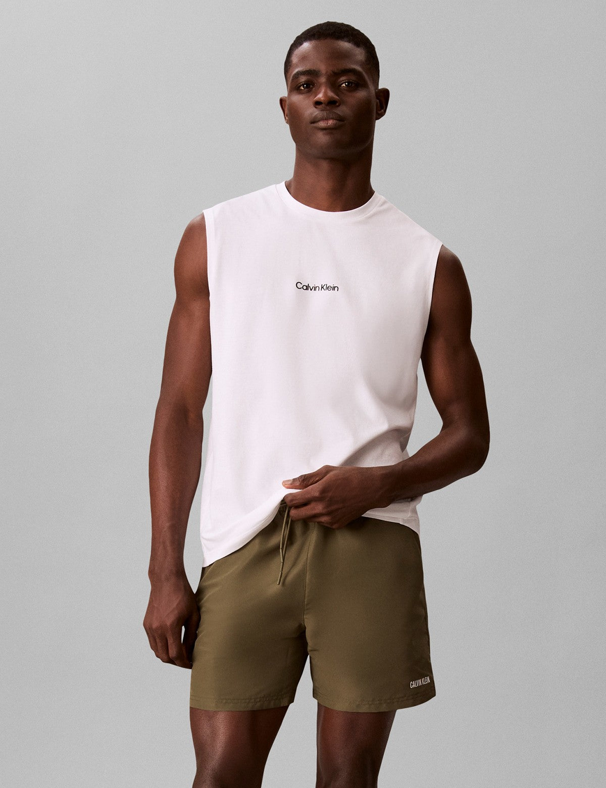 Calvin Klein Men Essentials Logo Baskılı Kolsuz Bisiklet Yaka Atlet