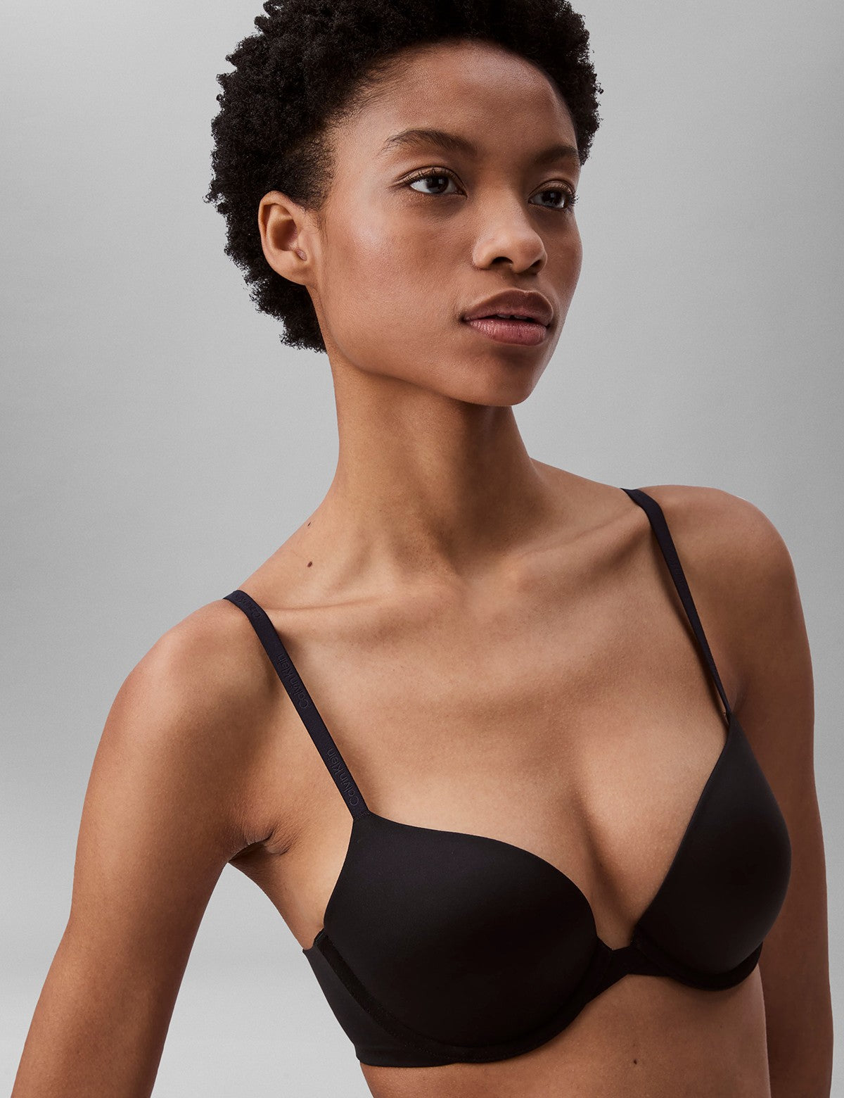 Calvin Klein Women Perfectly Fit Push Up Sütyen