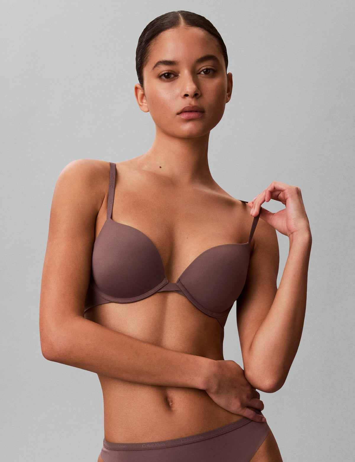 Calvin Klein Women Perfectly Fit Push Up Sütyen