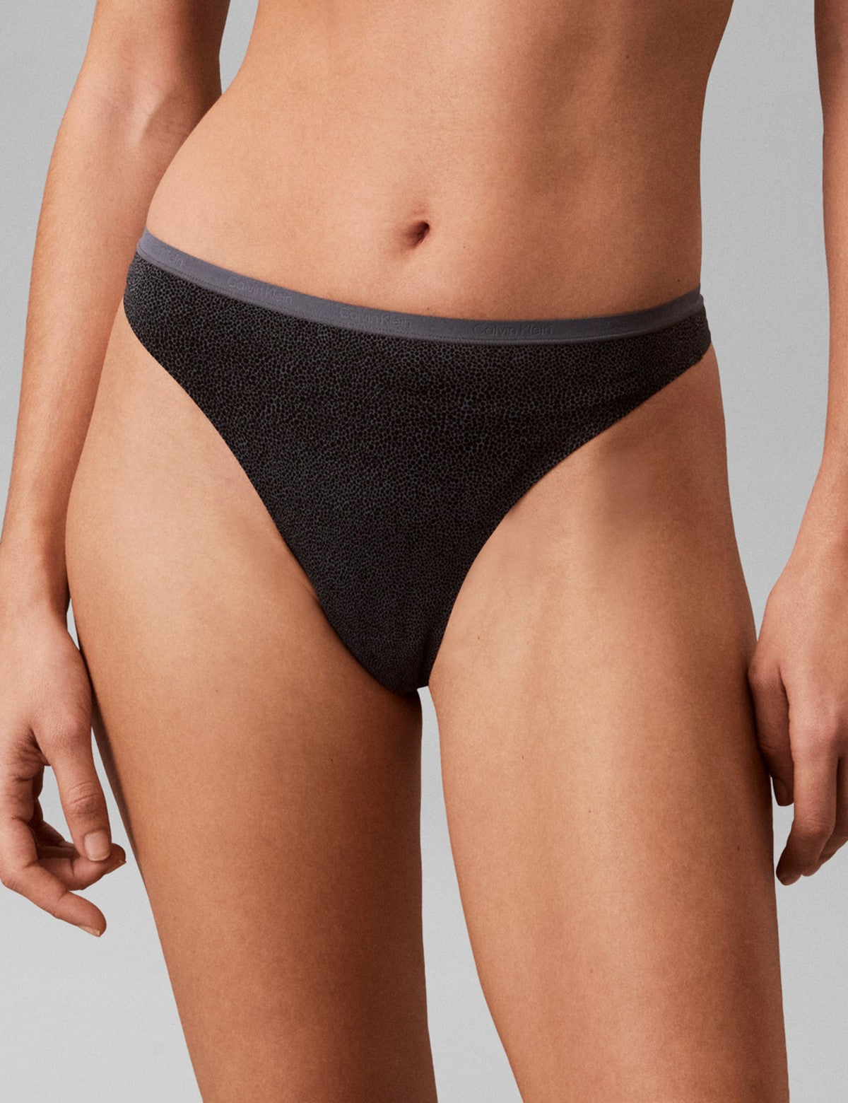 Calvin Klein Women Perfectly Fit Tanga