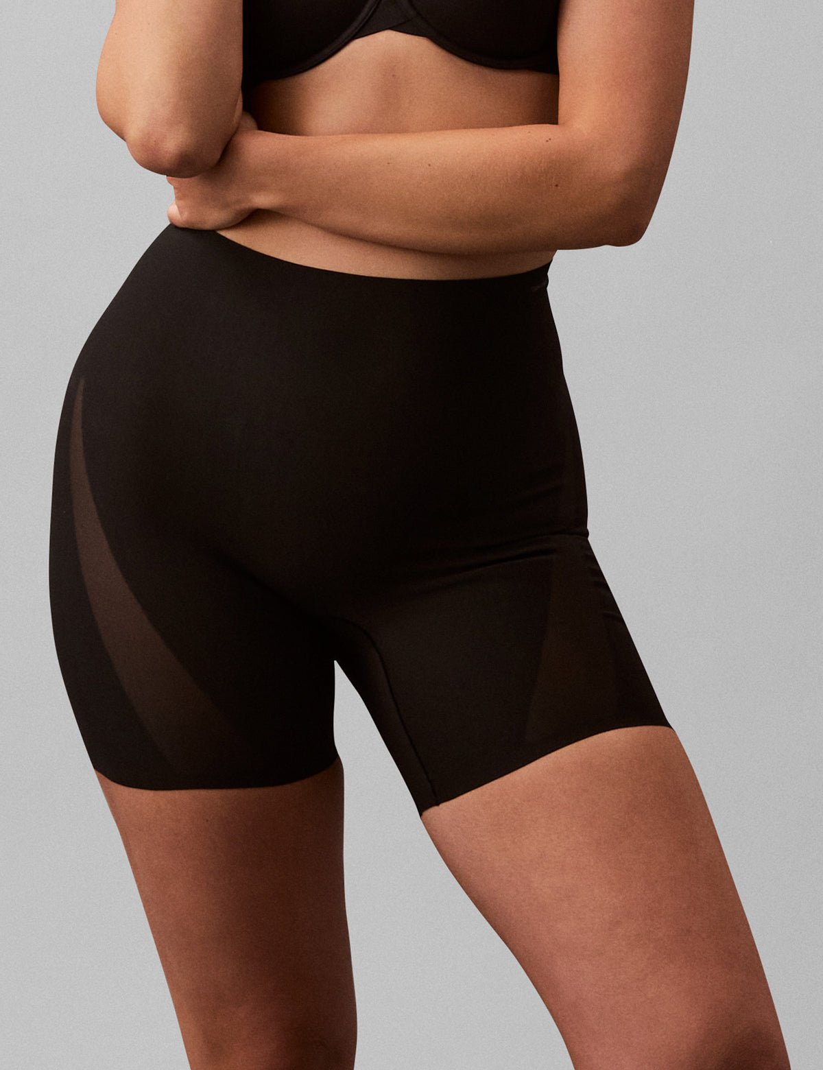 Calvin Klein Women Stay Put Mesh Şekillendirici Şort Korse