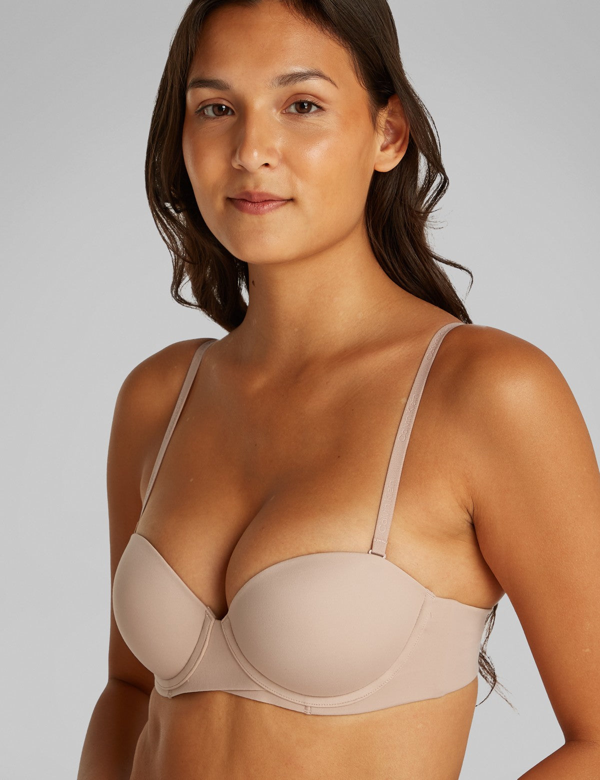Calvin Klein Women Perfectly Fit Push-Up Straplez Sütyen