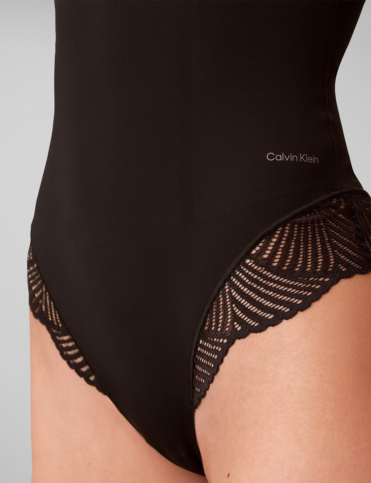 Calvin Klein Women Perfectly Fit Lace Dantelli Bodysuit