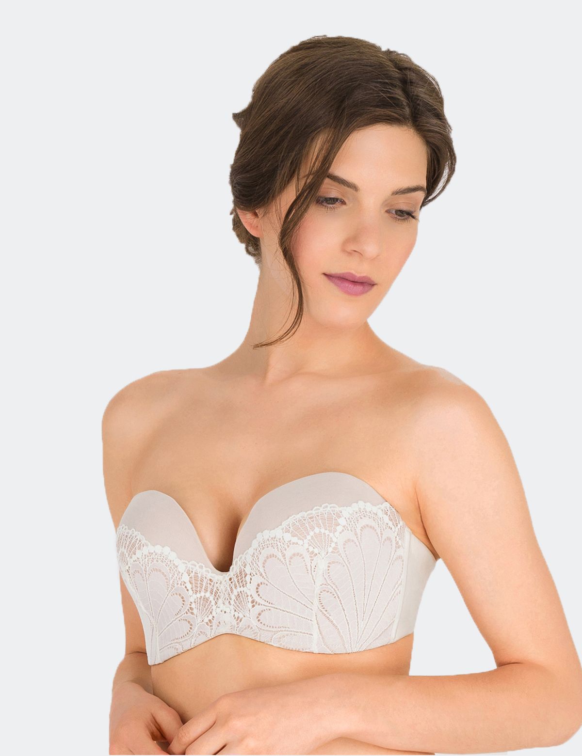 W031u Wonderbra Refined Glamour Strapless Bra