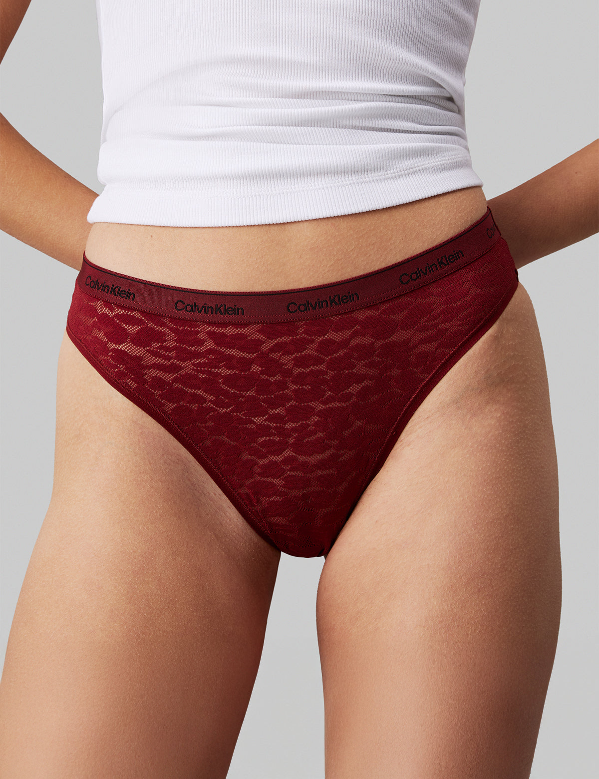 Calvin Klein Women Icon Lace Dantelli Brazilian Külot