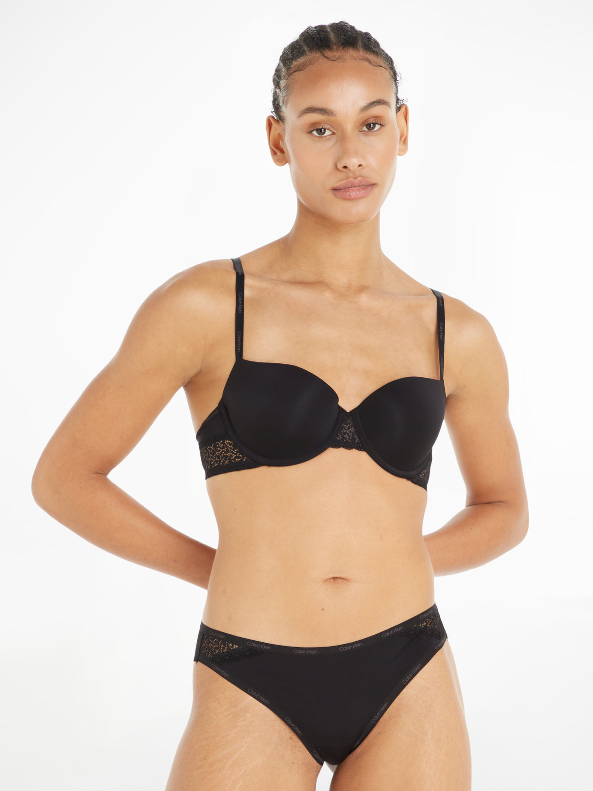 Calvin Klein Women Flirty Brazilian Külot