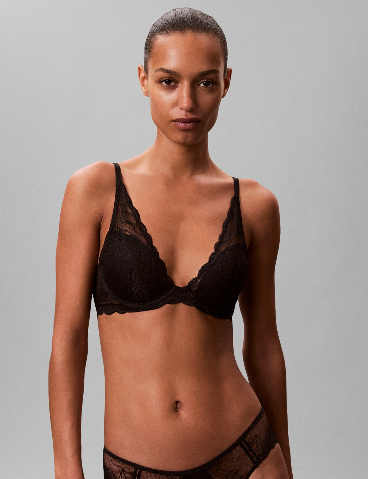 Calvin Klein Women Sensual Stretch Lace Sütyen