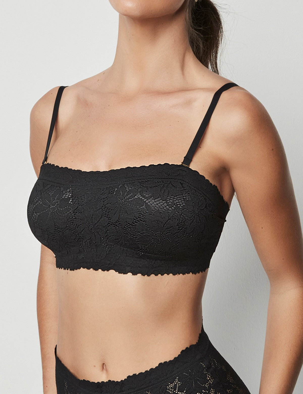 Selmark One Lace Dikişsiz Straplez Sütyen