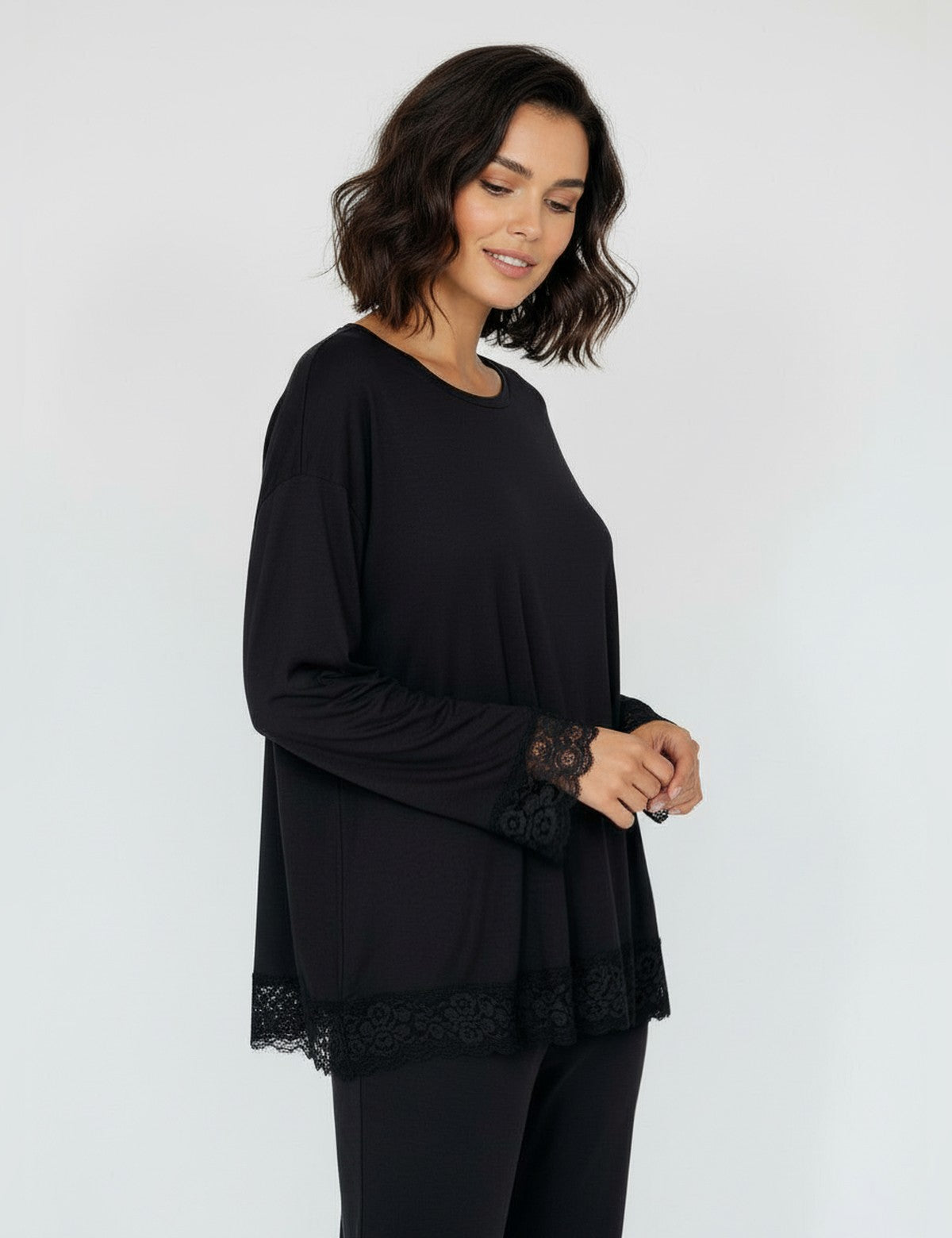 Wondergen Laura Dantel Detaylı Uzun Kollu T-Shirt