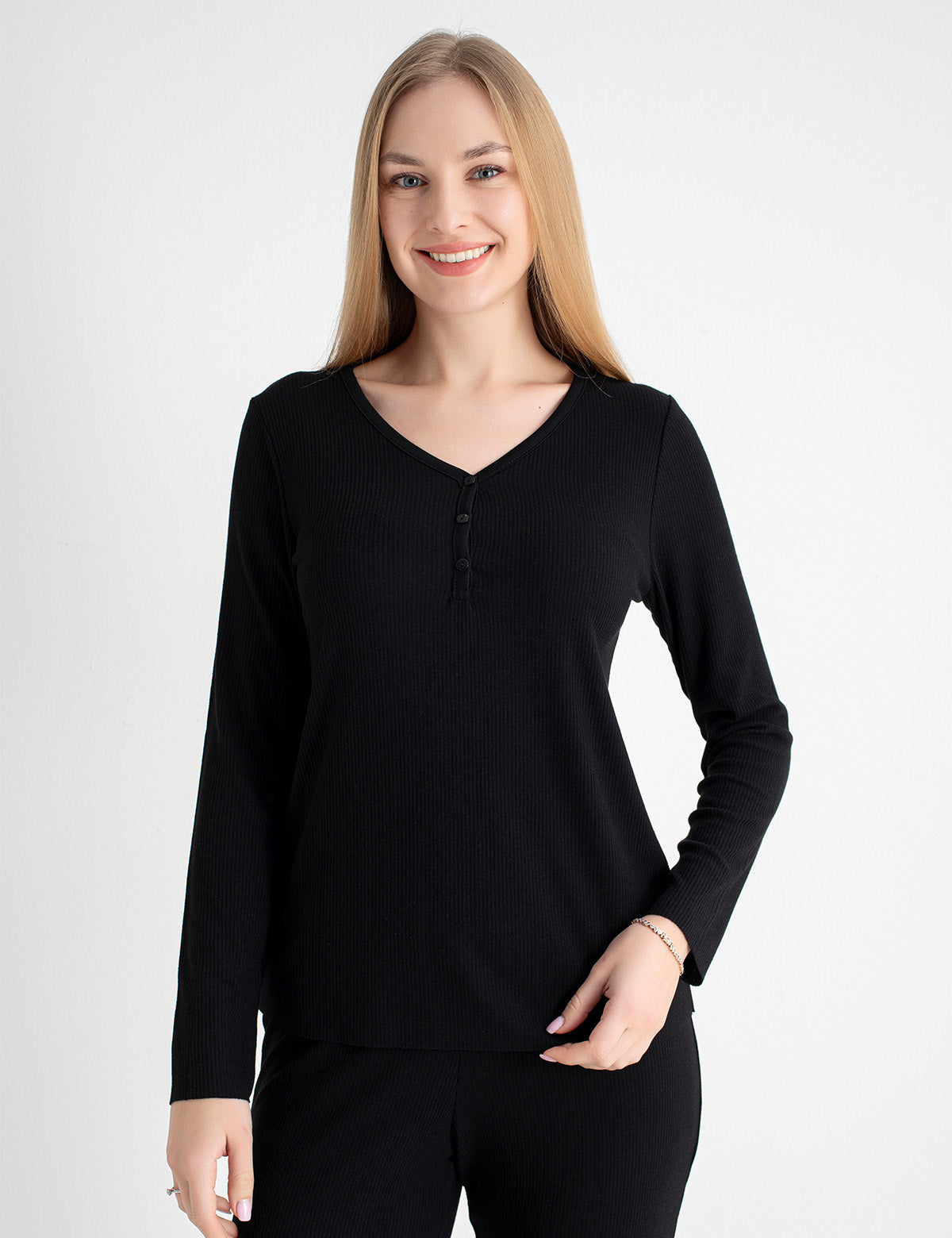 Sixteensixty Nora Uzun Kol T-Shirt