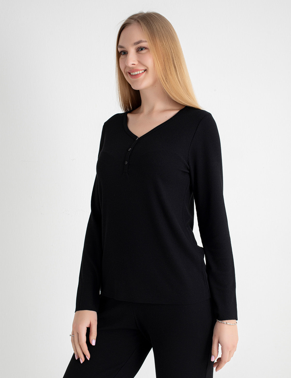 Sixteensixty Nora Uzun Kol T-Shirt