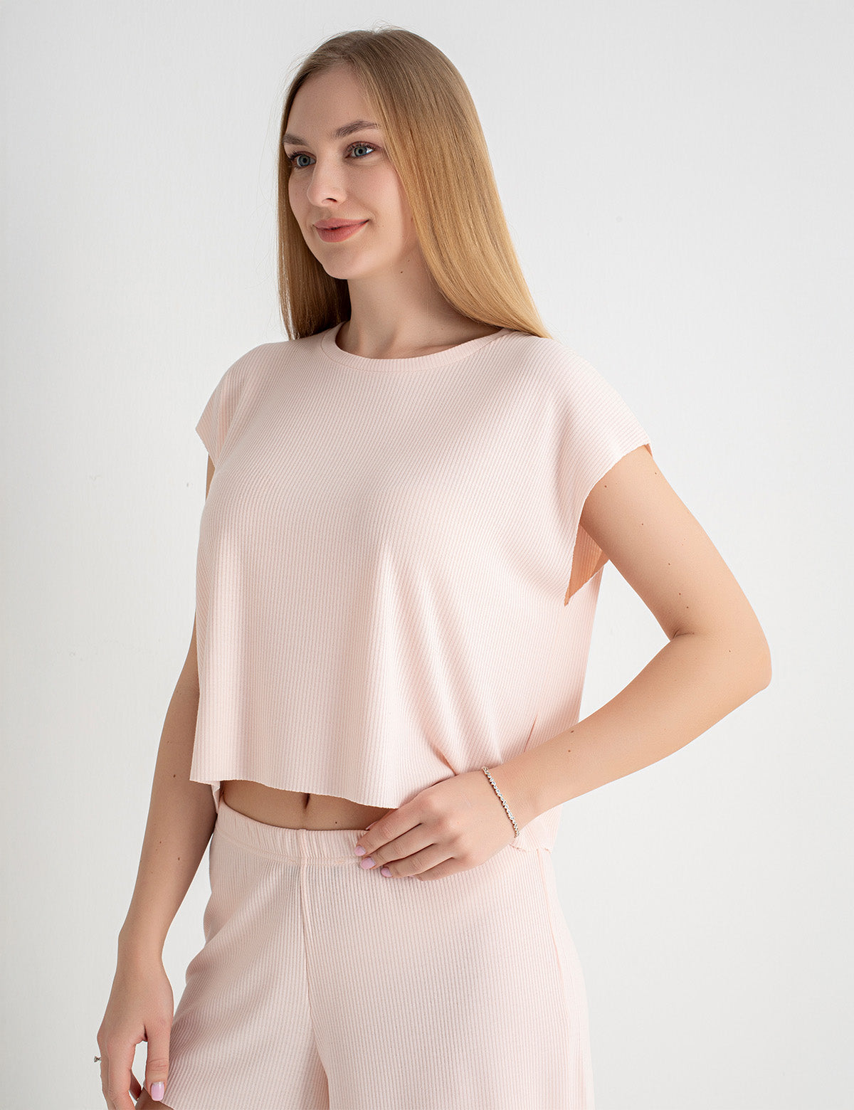 Sixteensixty Edith T-Shirt