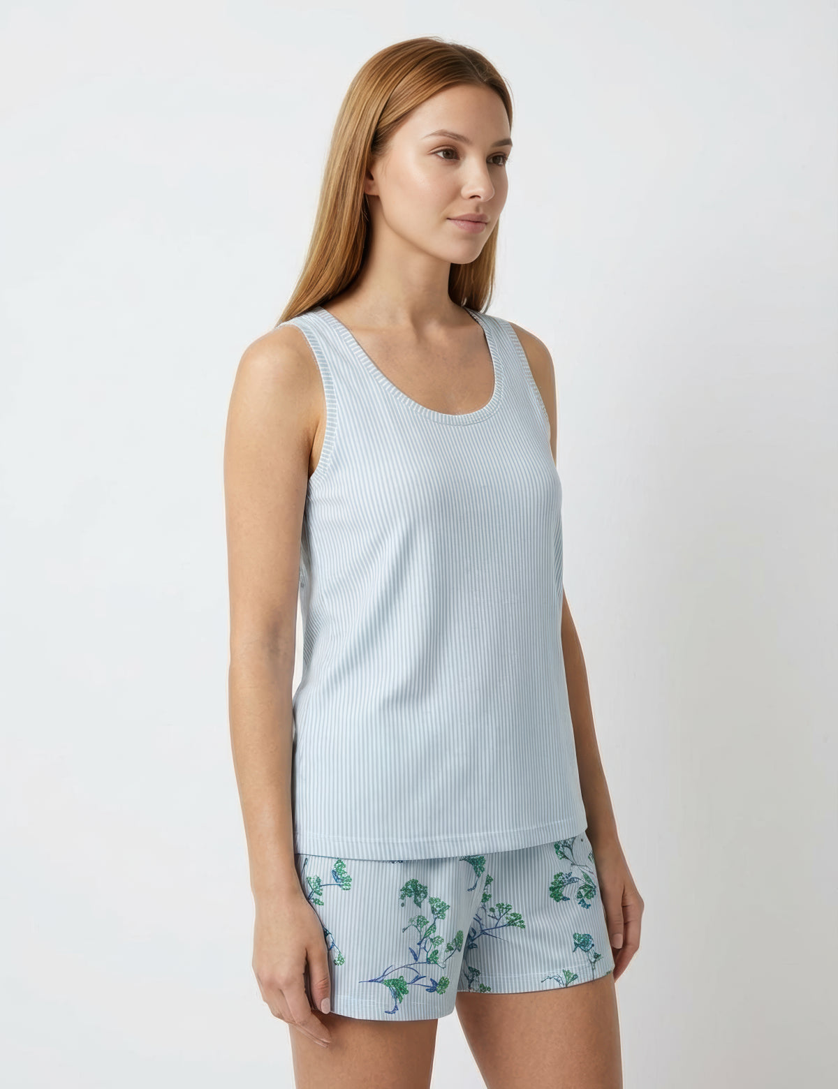 Sixteensixty Liza Desenli Atlet