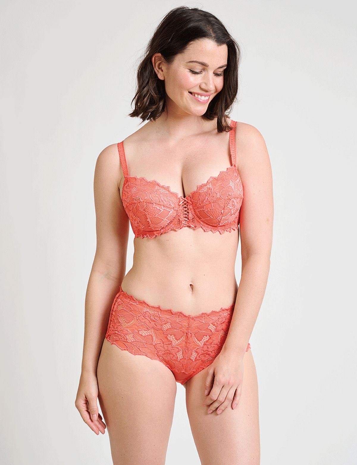 Sans Complexe 70564 Arum Dantelli Toparlayıcı Sütyen