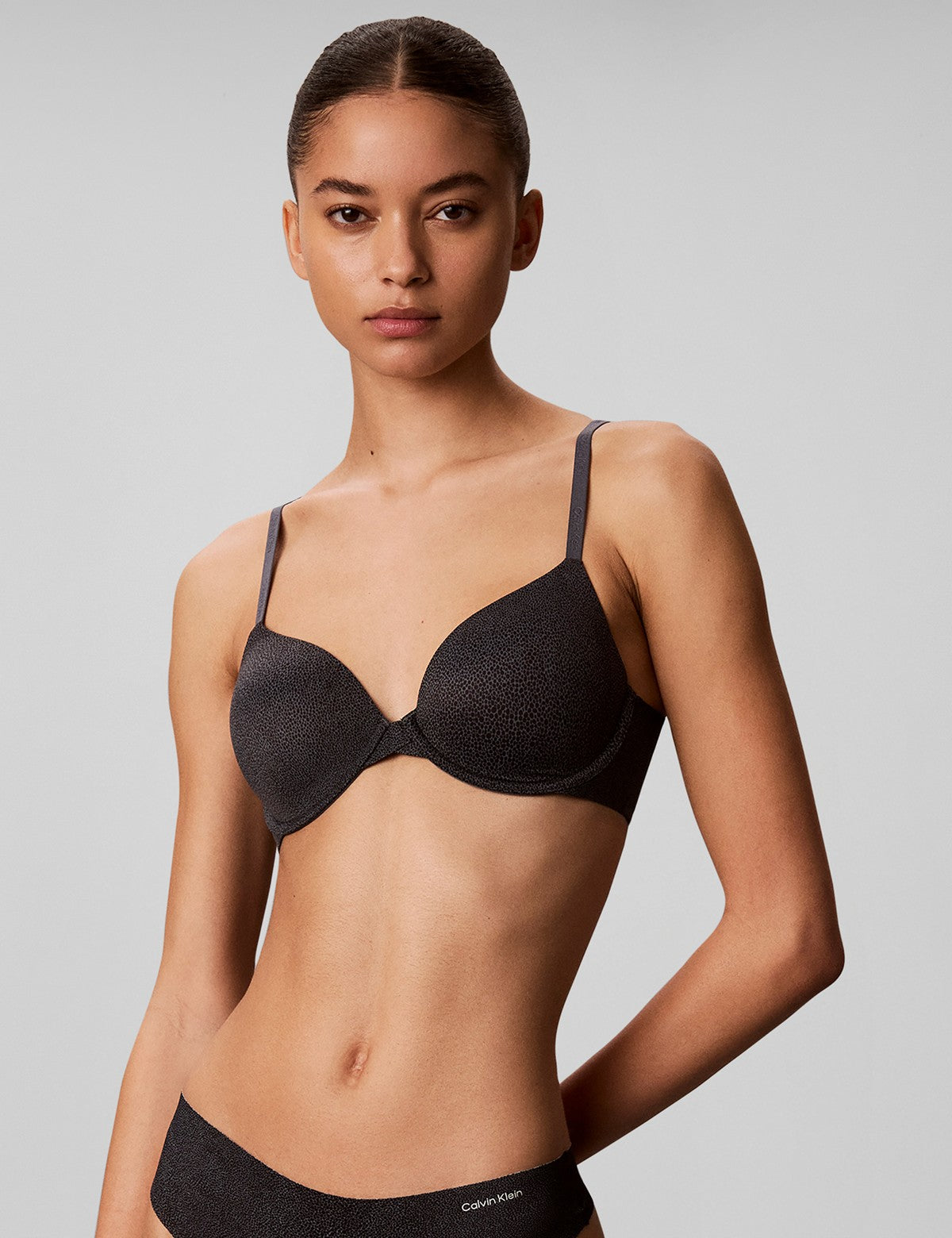 Calvin Klein Women Perfectly Fit Tam Toparlayıcı Sütyen