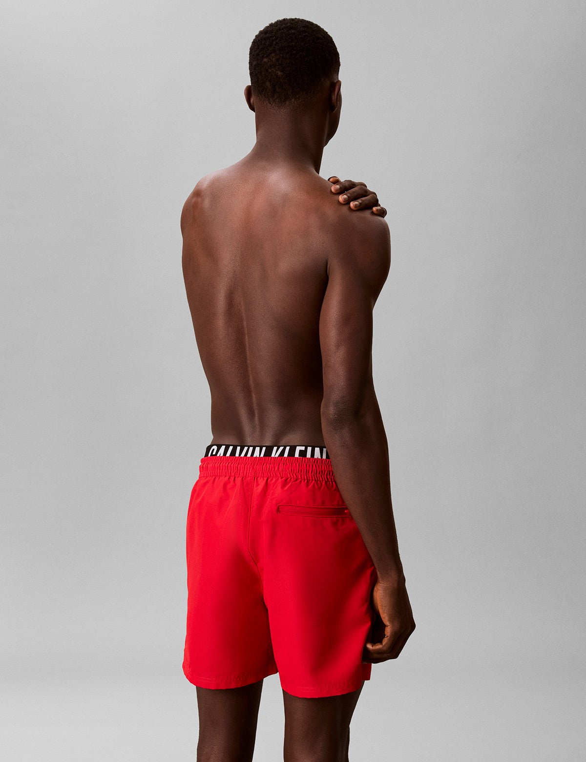 Calvin Klein Men Intense Power Logo Detaylı Deniz Şortu