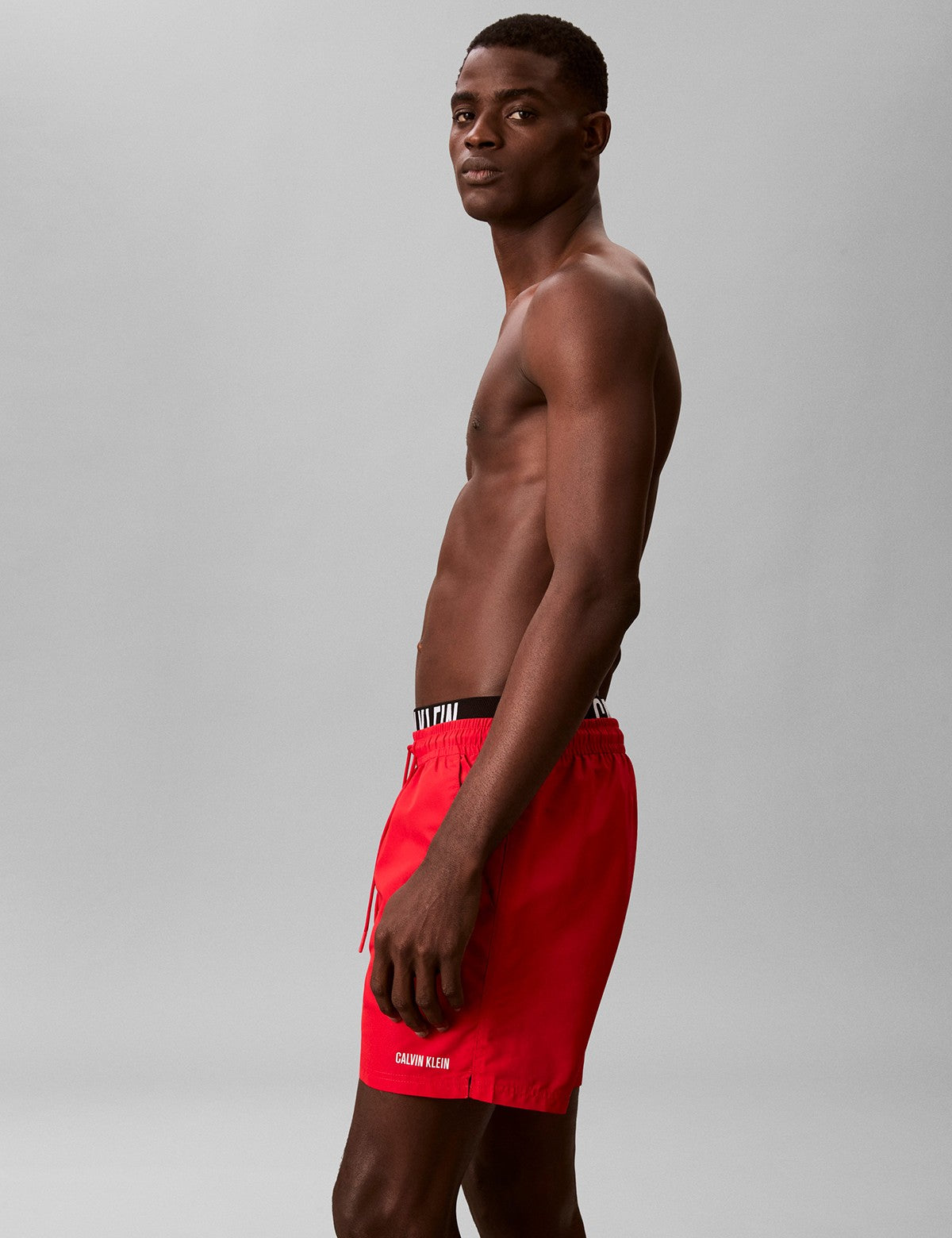Calvin Klein Men Intense Power Logo Detaylı Deniz Şortu