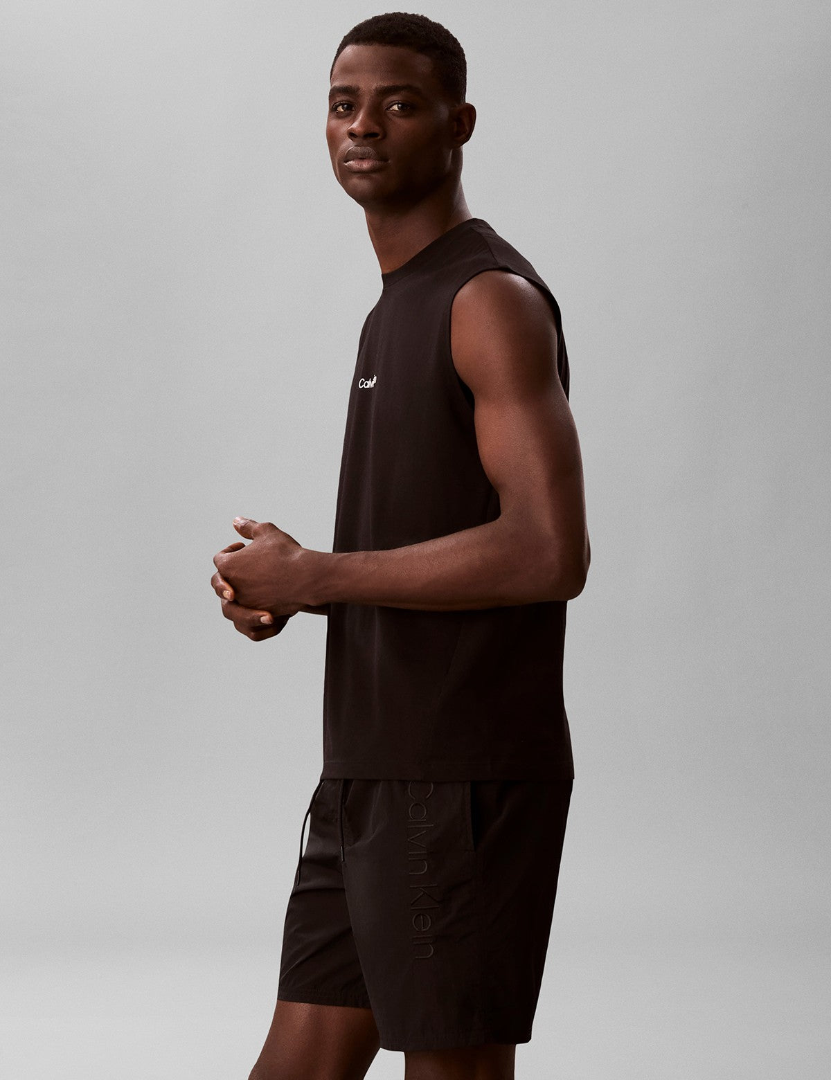 Calvin Klein Men Essentials Logo Baskılı Kolsuz Bisiklet Yaka Atlet