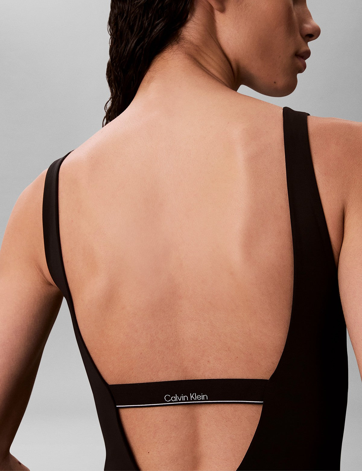 Calvin Klein Women Icon Sırt Dekolteli Mayo