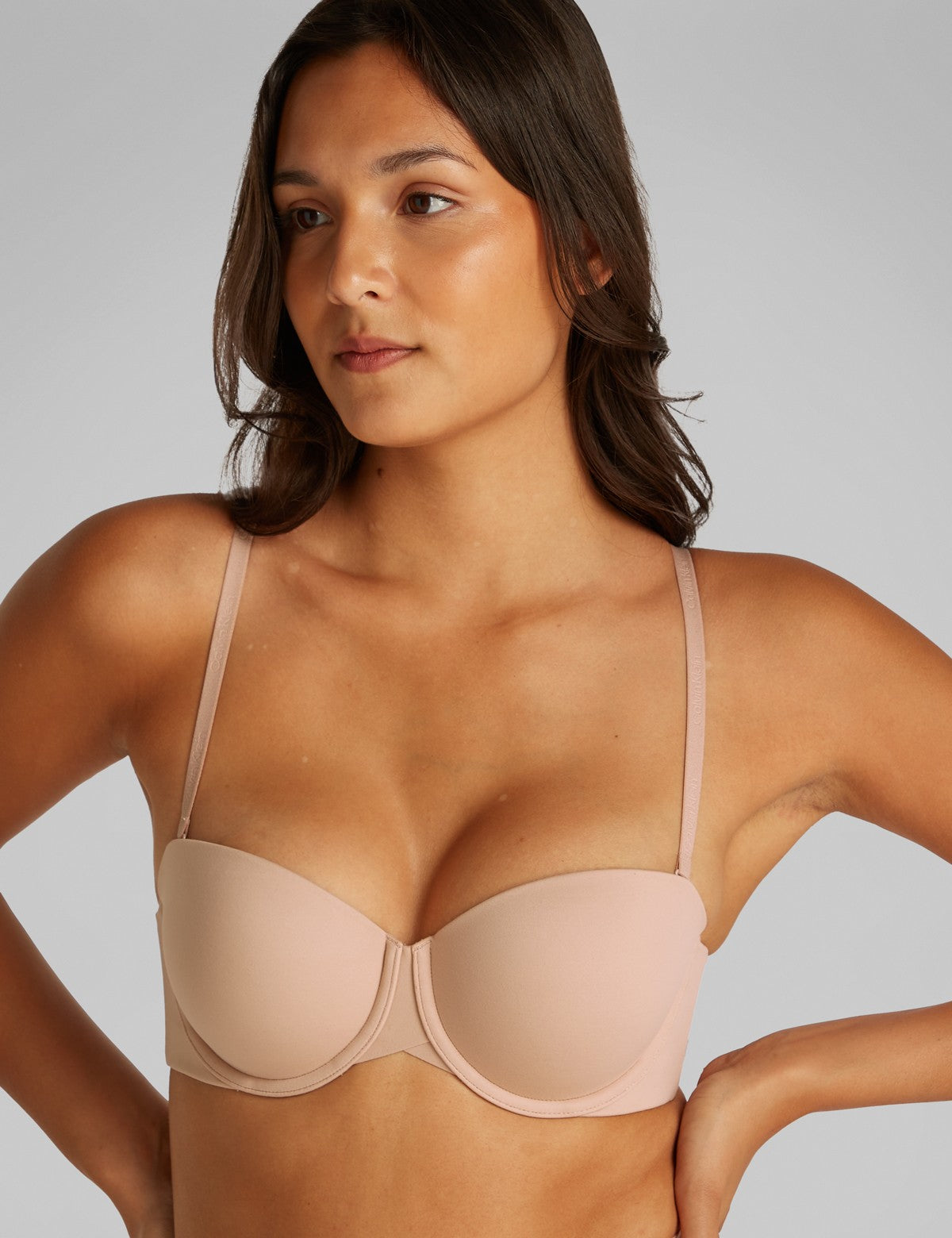 Calvin Klein Women Perfectly Fit Straplez Sütyen