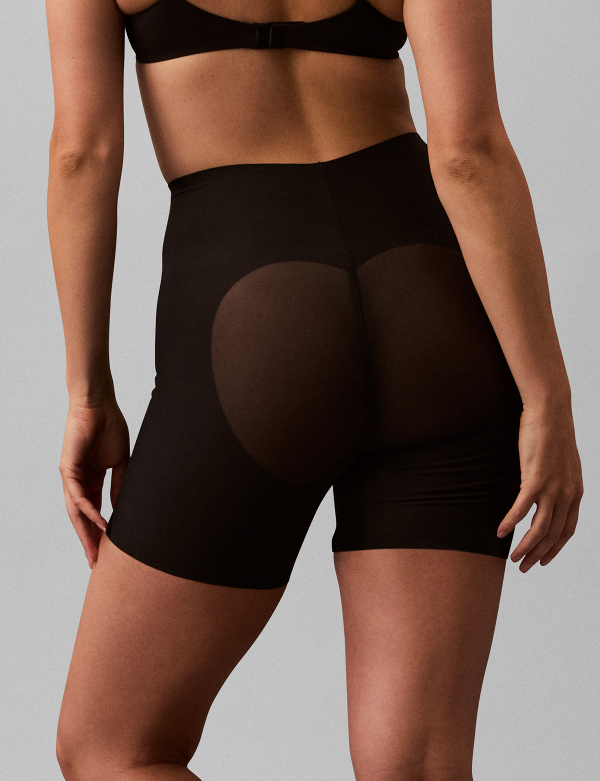 Calvin Klein Women Stay Put Mesh Şekillendirici Şort Korse