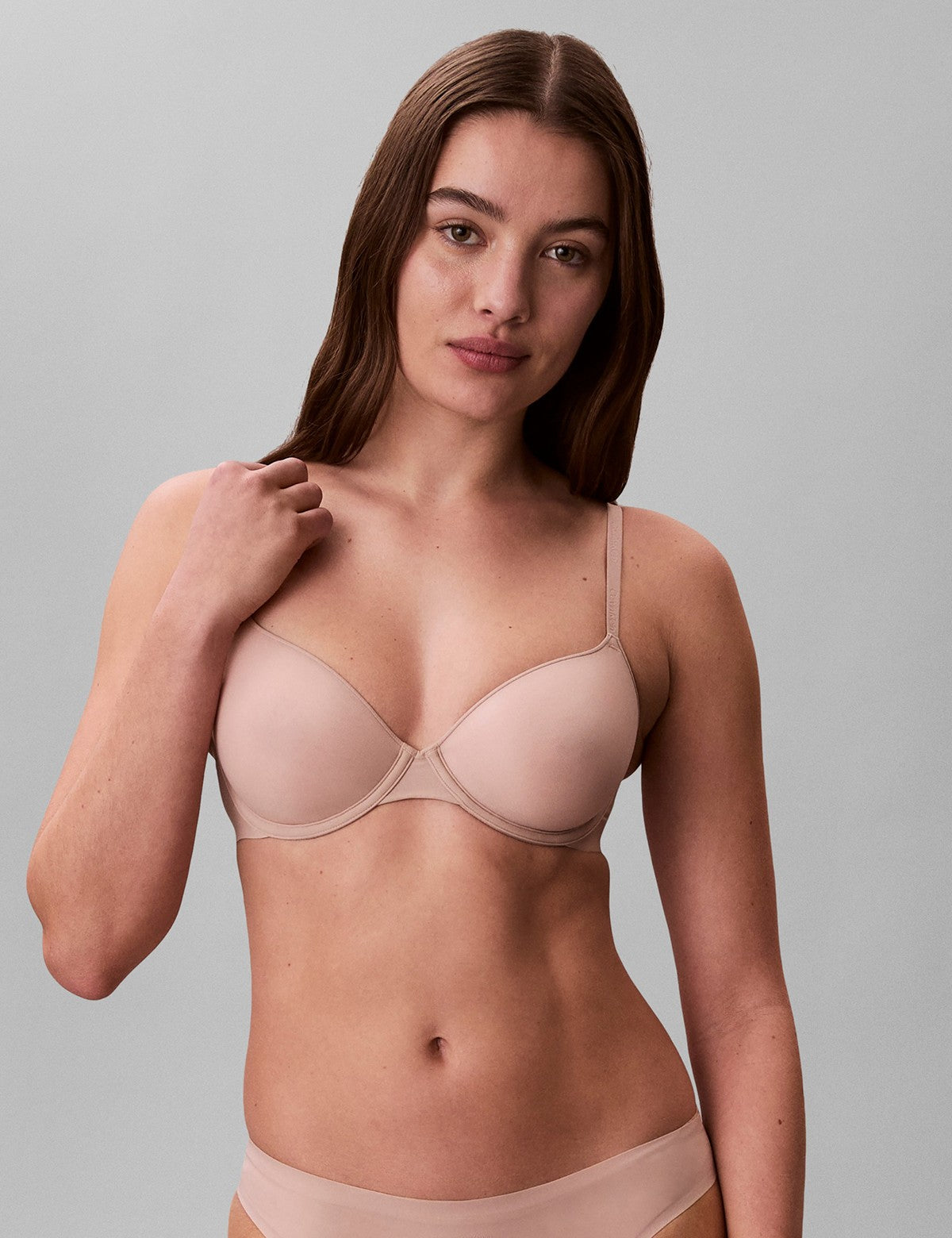 Calvin Klein Women Perfectly Fit Ultra Light Dekolte Sütyen