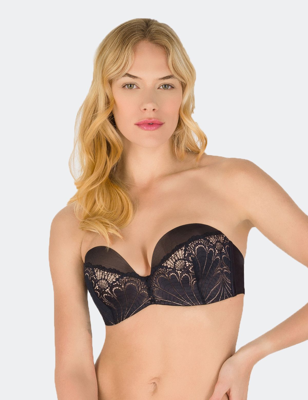 W031u Wonderbra Refined Glamour Strapless Bra